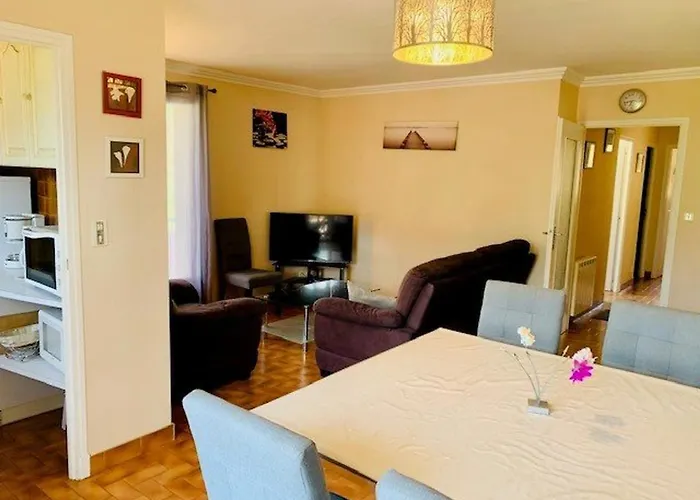 Appartement F3, 4 Couchages, Balcon, Wi-fi, Garage, Ascenseur, Proche Centre Et Cures, Amelie-les-bains - Fr-1-703-97 *