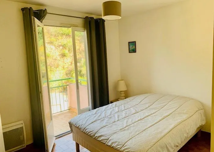 F3, 4 Couchages, Balcon, Wi-fi, Garage, Ascenseur, Proche Centre Et Cures, Amelie-les-bains - Fr-1-703-97 Appartement